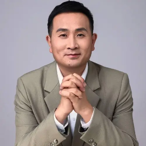 赵常客演的短剧