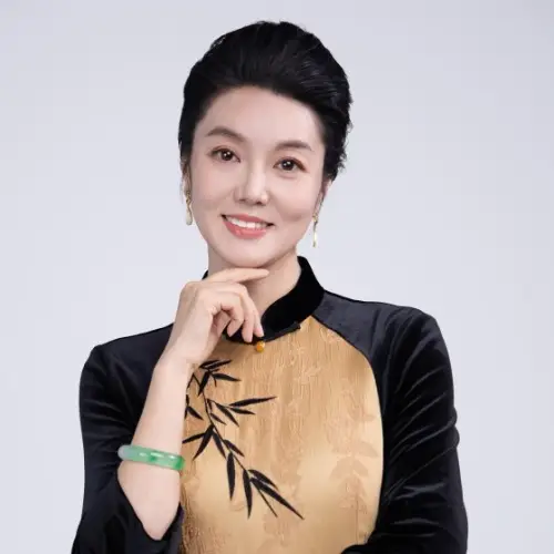 罗佳欣演的短剧