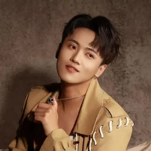 白麒麟演的短剧