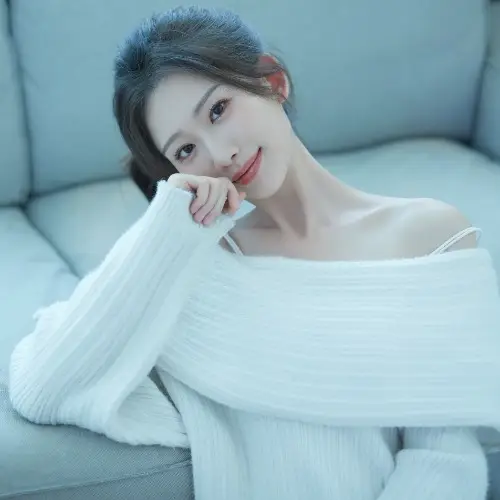 张灿莹演的短剧