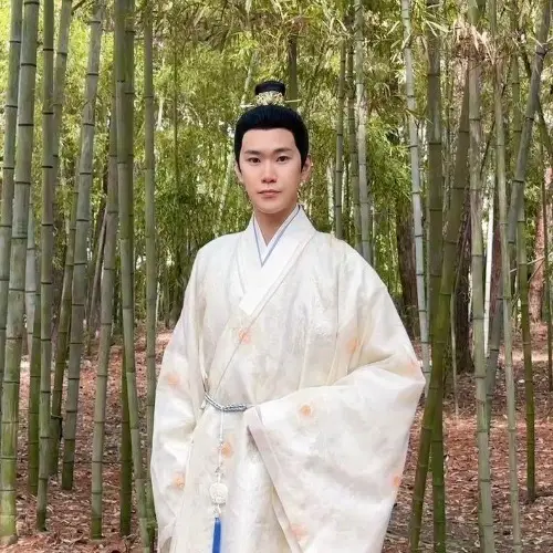 吕雪松演的短剧