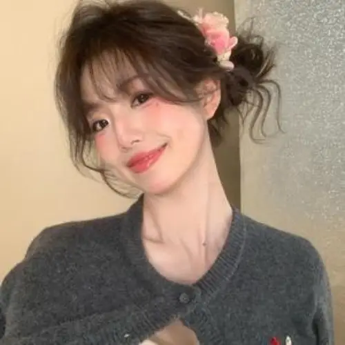 田甜一演的短剧