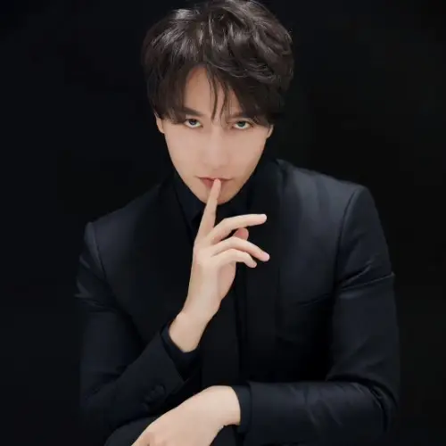 祖卡尔演的短剧