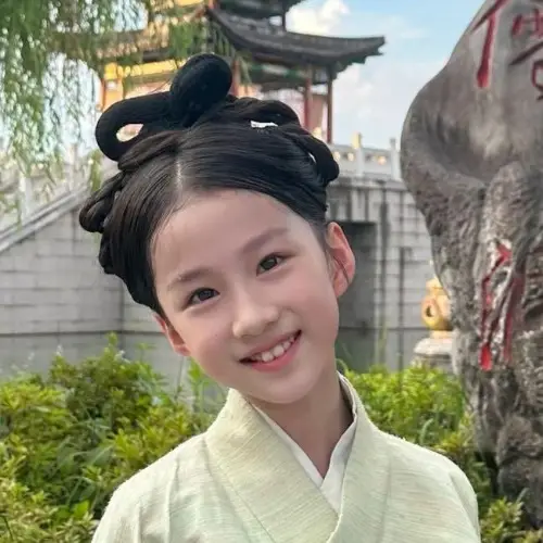 谢苧瑶演的短剧