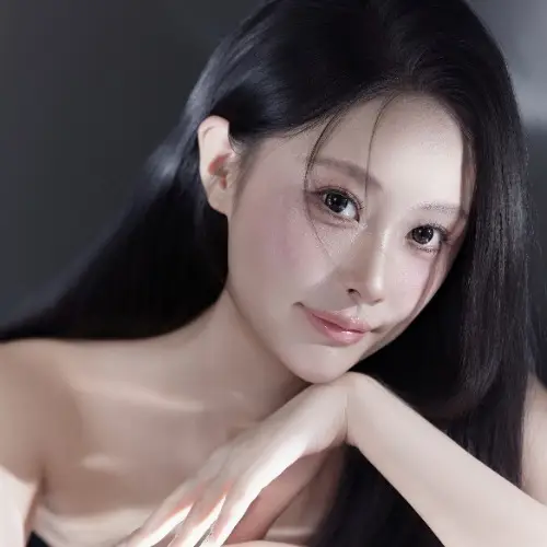 白云朵朵演的短剧