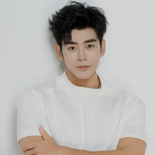 余长乐演的短剧