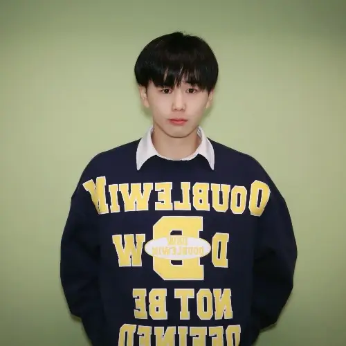 屈铭洋演的短剧