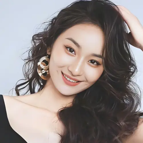 何嘉仪演的短剧