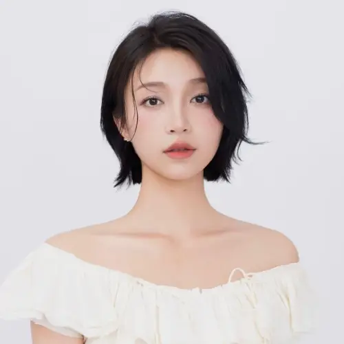 艾婧懿演的短剧