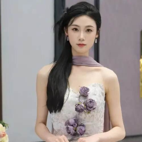 邱荧梦演的短剧