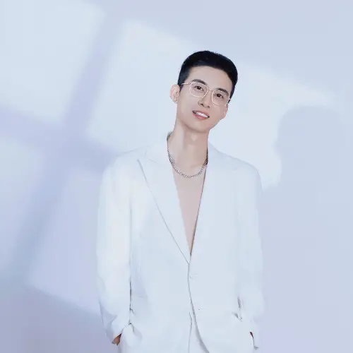 周逸辰演的短剧