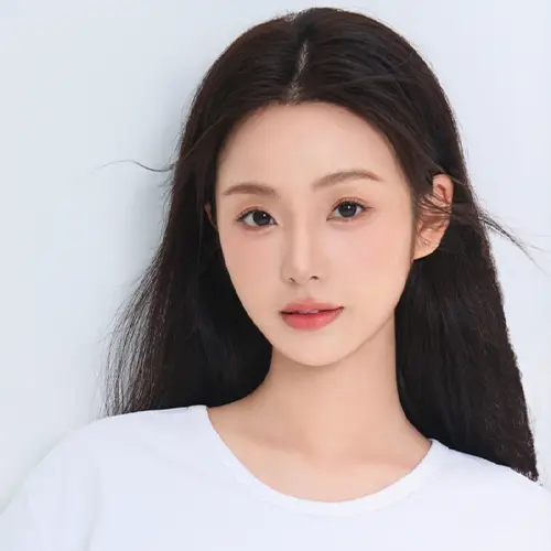 邓允初演的短剧