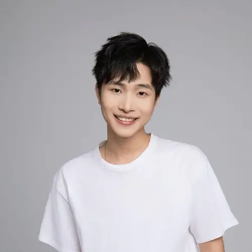 温贤钰演的短剧