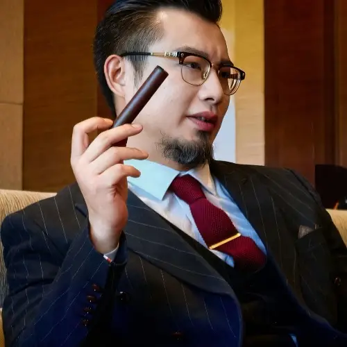 唐蔚希(唐振恩）演的短剧