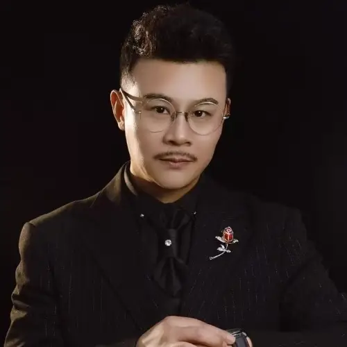 王永新演的短剧